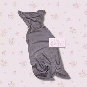 Gorgeous off the shoulder silk dress ♡︎